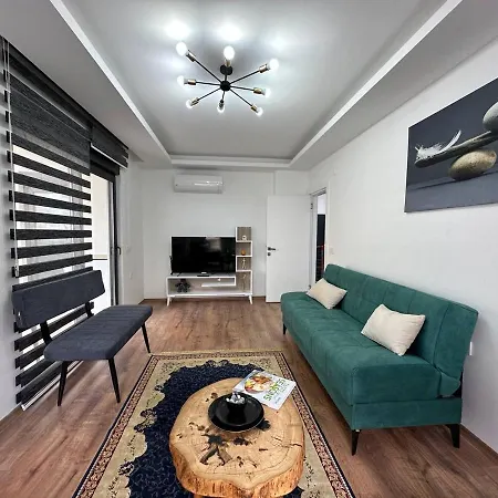 Zodiac Rent наcet 2+1 Apt アランヤ